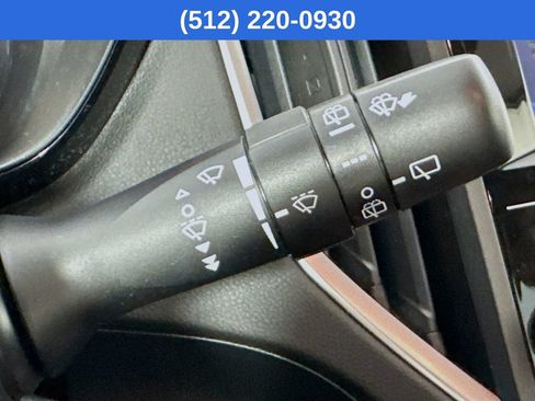 Used 2023 Subaru Crosstrek 2.0i AWD/4WD image 14