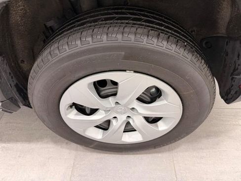 Used 2025 Toyota RAV4 LE image 5