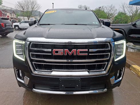 Used 2023 GMC Yukon SLT AWD/4WD image 2