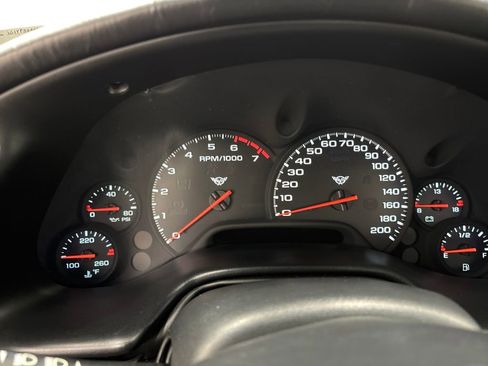 Used 2001 Chevrolet Corvette Convertible w/ Preferred Equipment Group1 image 15