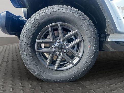 New 2026 Jeep Gladiator Sport image 23