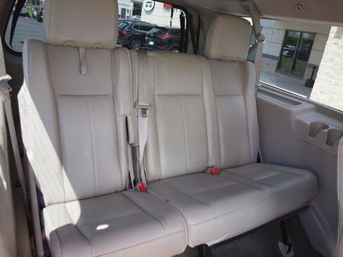 Used 2014 Ford Expedition EL Limited w/ Equipment Group 301A AWD/4WD image 8