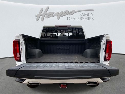 Used 2022 GMC Sierra 1500 AT4 w/ AT4 Preferred Package image 7