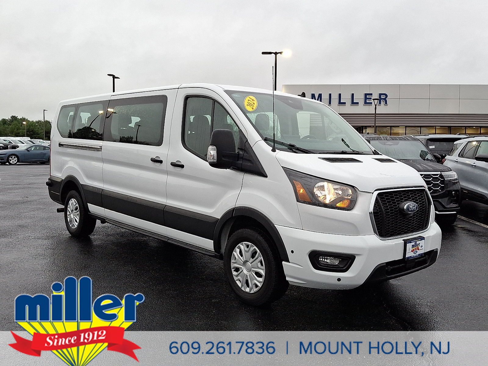 Used 2024 Ford Transit 350 XLT RWD image 1