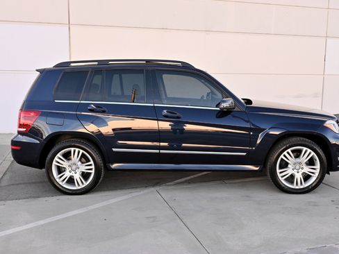 Used 2015 Mercedes-Benz GLK 350 2WD image 7