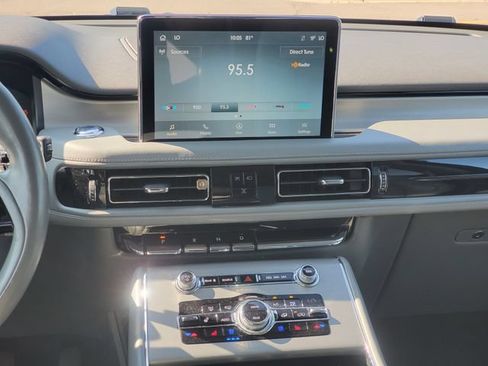 Used 2020 Lincoln Aviator Reserve w/ Elements Package Plus AWD/4WD image 25