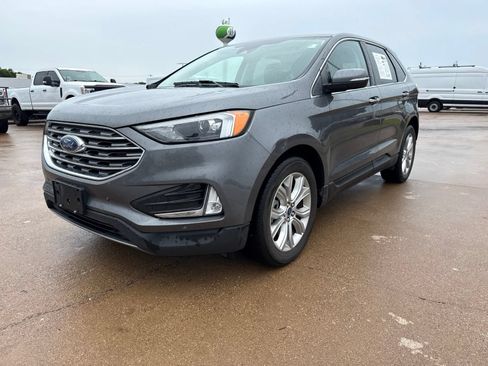Used 2022 Ford Edge Titanium AWD/4WD image 3