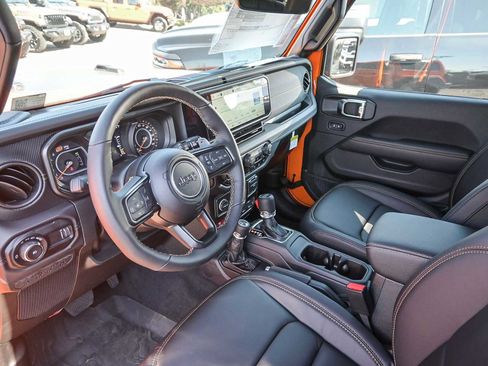 New 2025 Jeep Wrangler Unlimited Rubicon 392 image 12