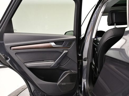 Certified 2023 Audi Q5 2.0T Premium Plus w/ Premium Plus Package image 40