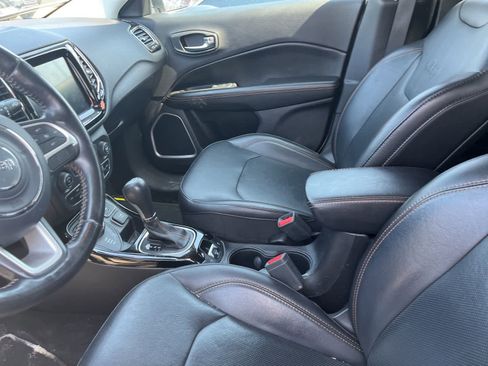 Used 2019 Jeep Compass Limited image 24