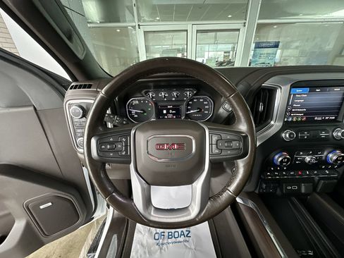 Used 2021 GMC Sierra 1500 SLT w/ SLT Premium Plus Package AWD/4WD image 12