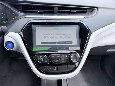 Used 2017 Chevrolet Bolt LT FWD image 11