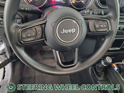 Used 2019 Jeep Wrangler Sport image 18