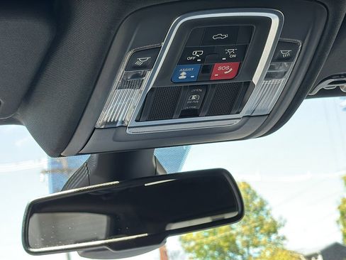 Used 2019 RAM 1500 Laramie w/ Sport Appearance Package AWD/4WD image 29