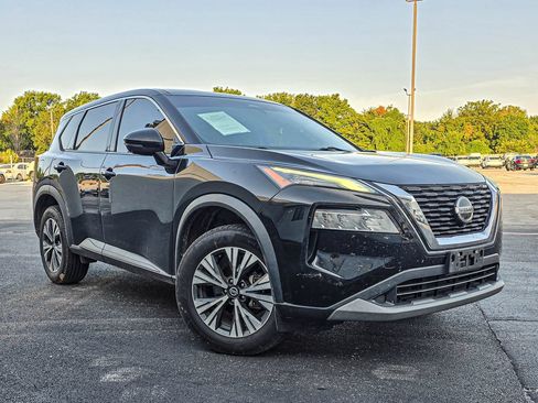 Used 2021 Nissan Rogue SV AWD/4WD image 1