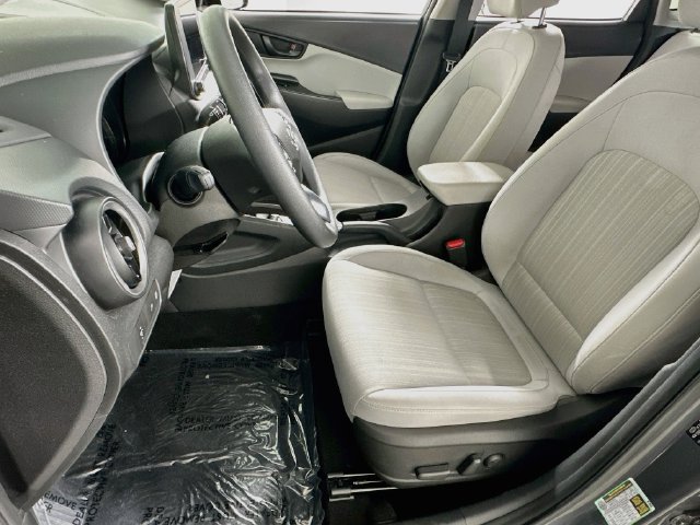 Used 2023 Hyundai Kona SEL FWD image 9