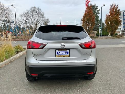 Used 2017 Nissan Rogue Sport SV w/ SV Premium Package image 7