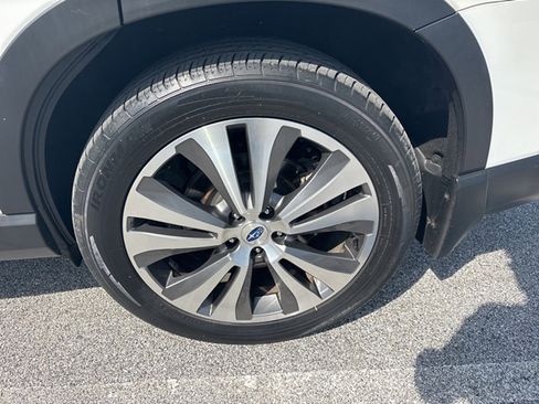 Used 2019 Subaru Ascent Touring w/ Popular Package #2 image 21