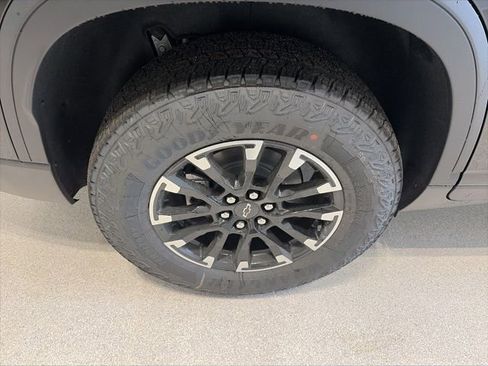 New 2026 Chevrolet Traverse Z71 w/ Driver Confidence Package image 7