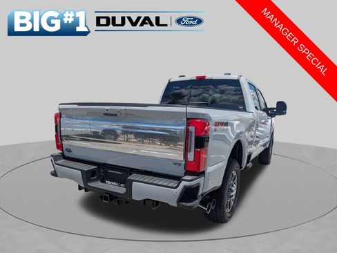 Certified 2026 Ford F350 Platinum w/ Platinum Plus Package AWD/4WD image 4