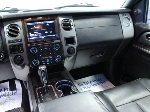 Used 2015 Ford Expedition Platinum AWD/4WD image 20
