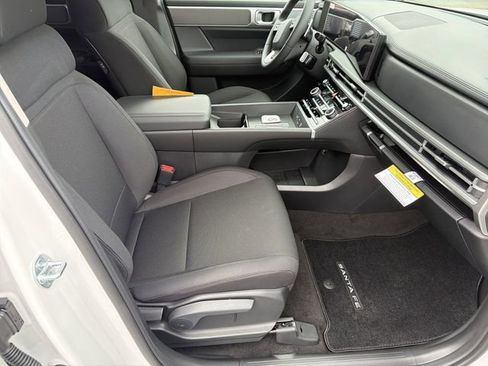 New 2026 Hyundai Santa Fe SE image 13