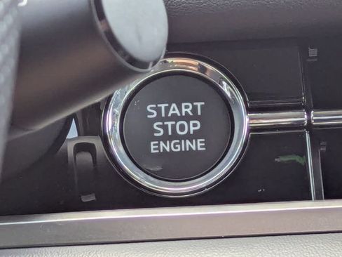 New 2026 Mitsubishi Outlander SE FWD image 32
