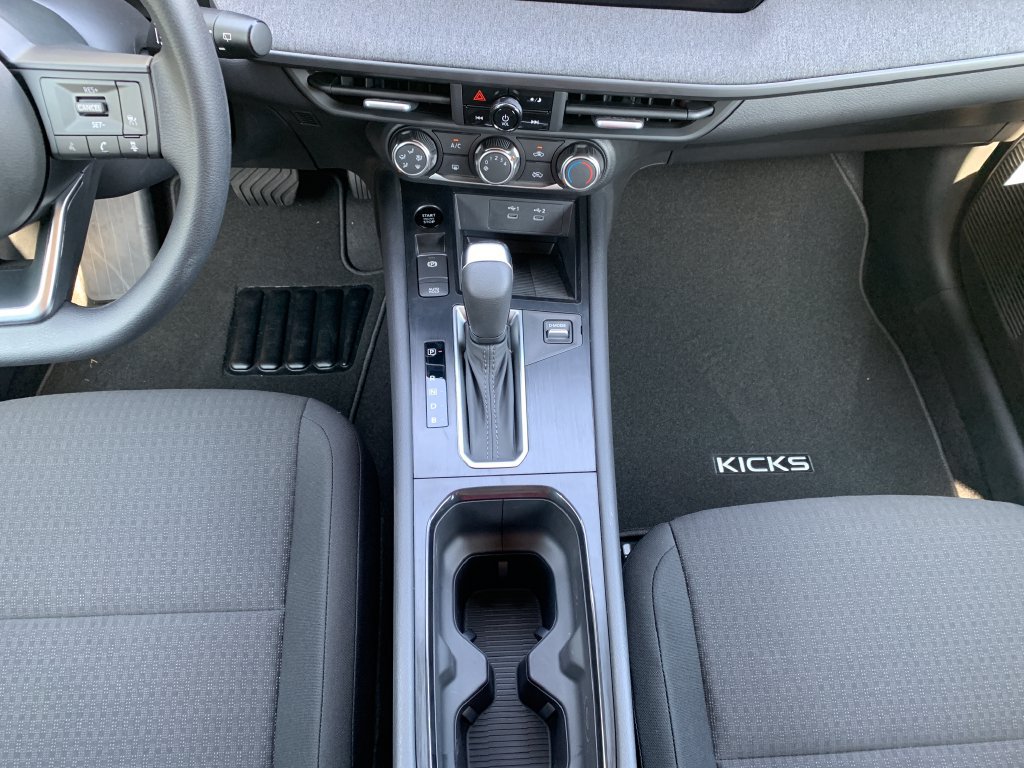 New 2027 Nissan Kicks S FWD image 14