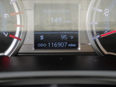 Used 2018 Toyota 4Runner TRD Off-Road Premium AWD/4WD image 22