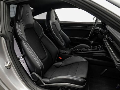 Used 2024 Porsche 911 GT3 image 48