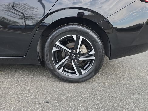 Used 2025 Nissan Sentra SV image 34