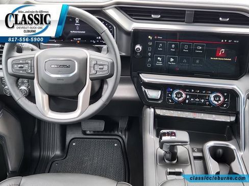 Used 2026 GMC Sierra 1500 Denali w/ Denali Reserve Package AWD/4WD image 3