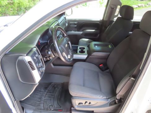 Used 2017 Chevrolet Silverado 1500 LT w/ LPO, Black Pack AWD/4WD image 25