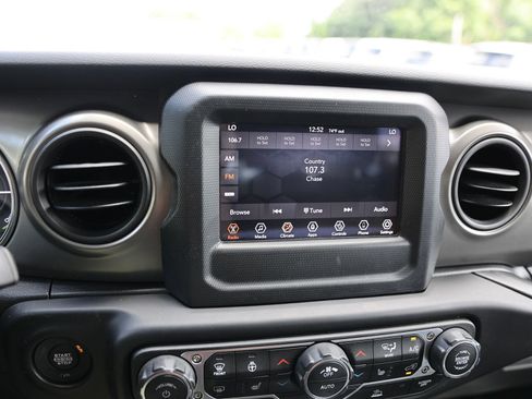 Used 2023 Jeep Wrangler Unlimited w/ Cold Weather Group AWD/4WD image 27