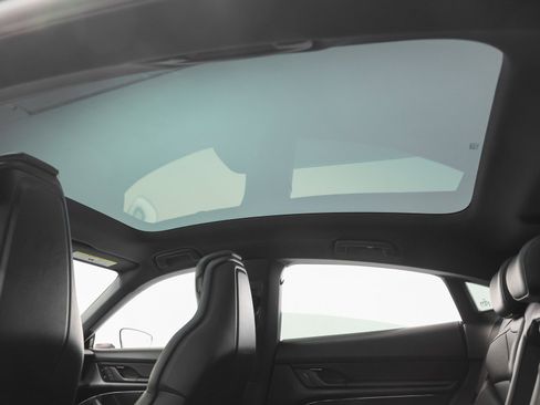 Certified 2022 Porsche Taycan image 40