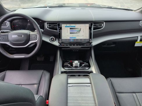 New 2026 Jeep Grand Wagoneer Limited image 14