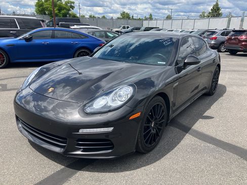 Used 2016 Porsche Panamera 4 Edition AWD/4WD image 2