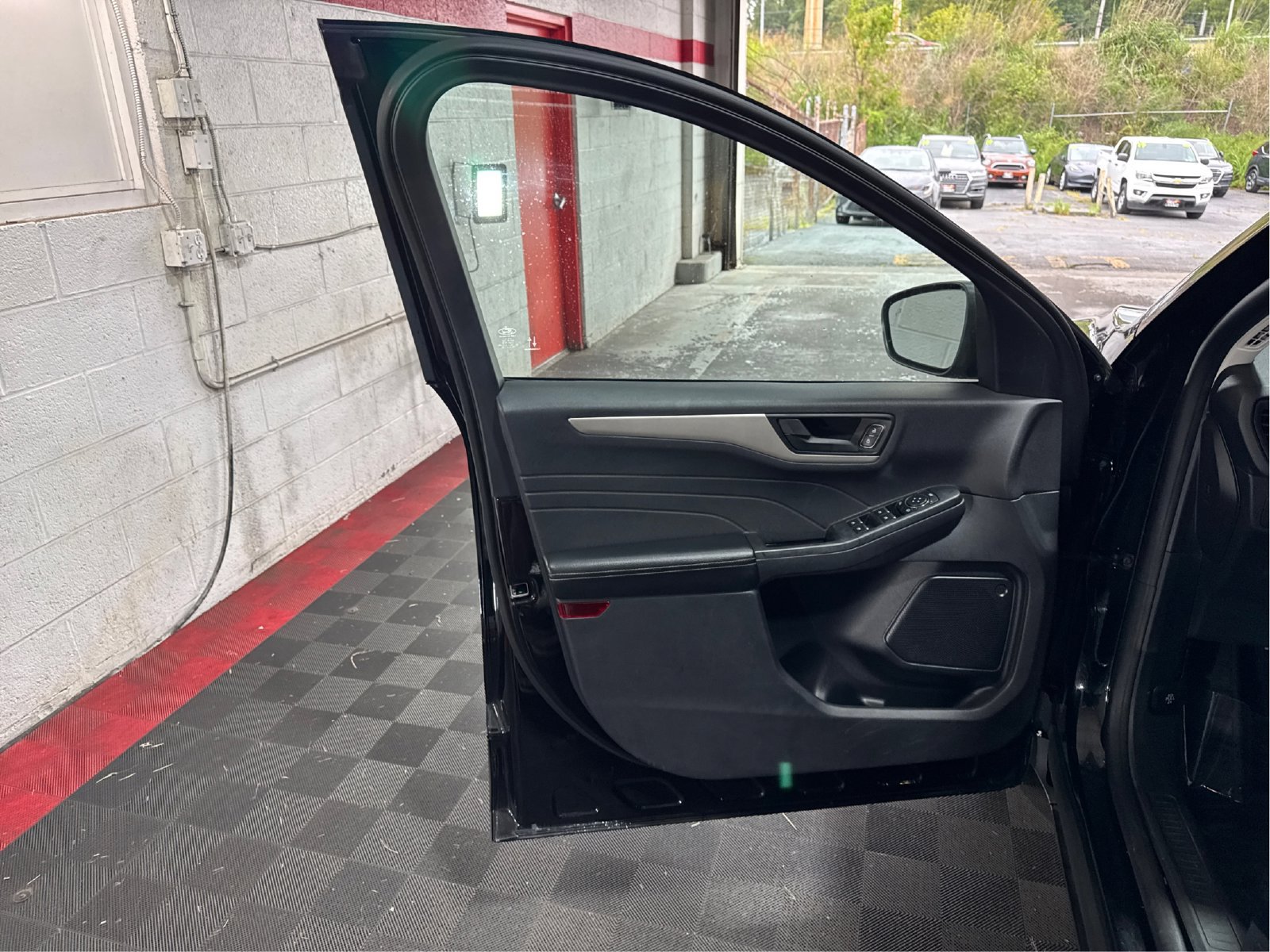 Used 2022 Ford Escape SE AWD/4WD image 19