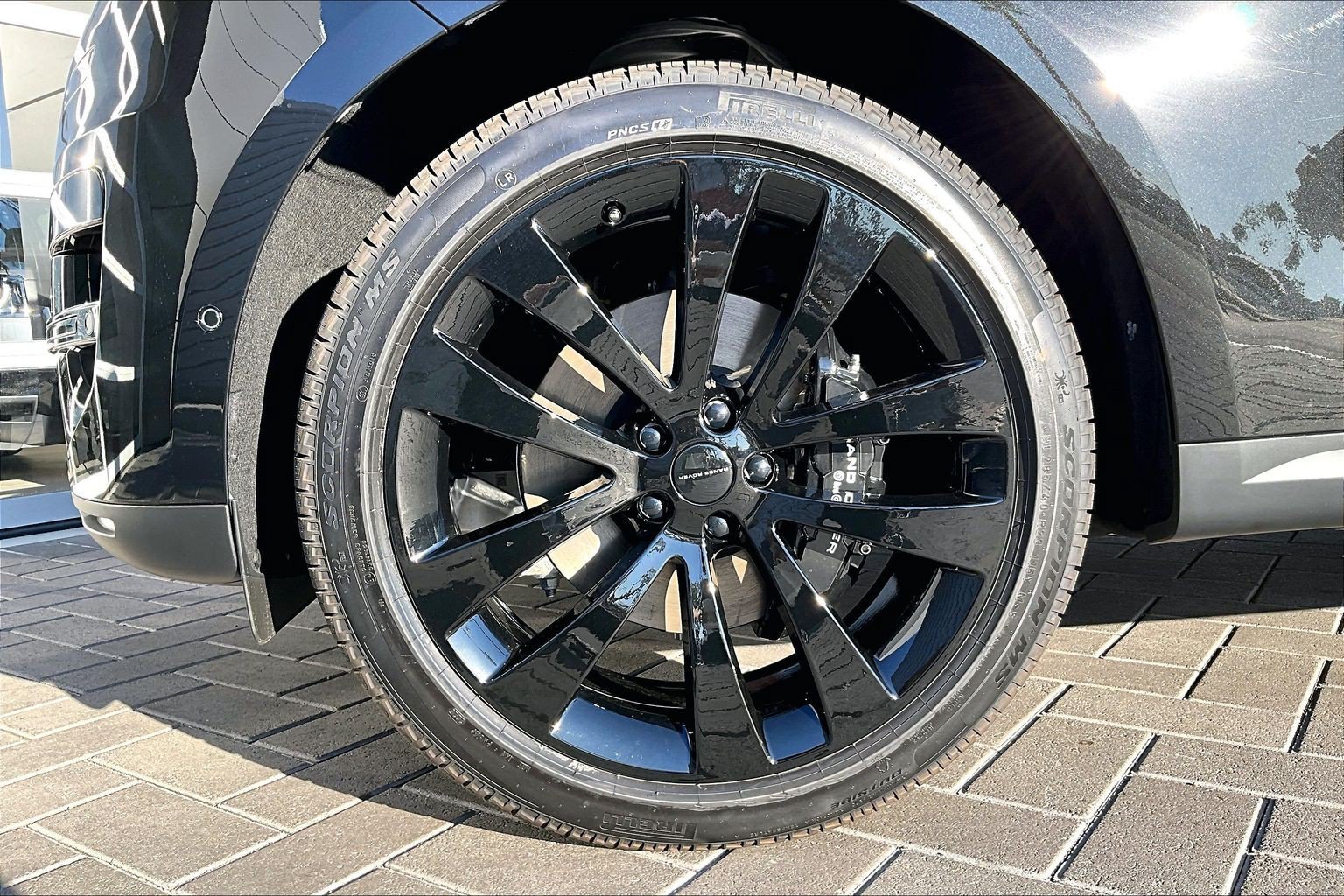 New 2027 Land Rover Range Rover Sport SE AWD/4WD image 12