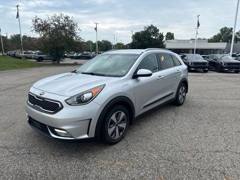 Used 2019 Kia Niro LX FWD image 1