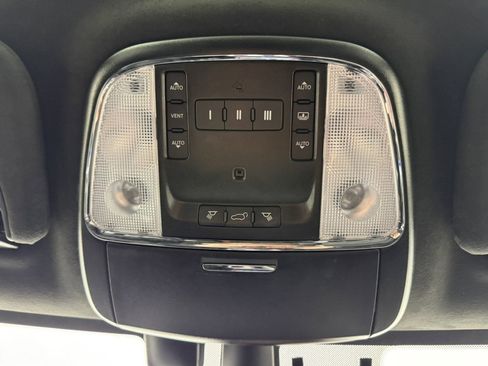 Used 2021 Jeep Grand Cherokee SRT image 24