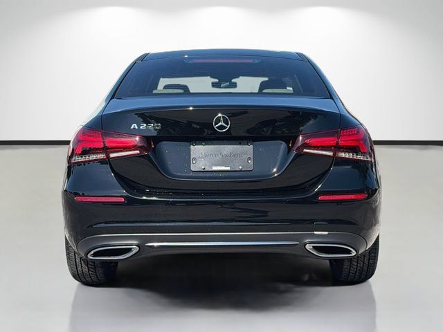 Used 2019 Mercedes-Benz A 220 image 4