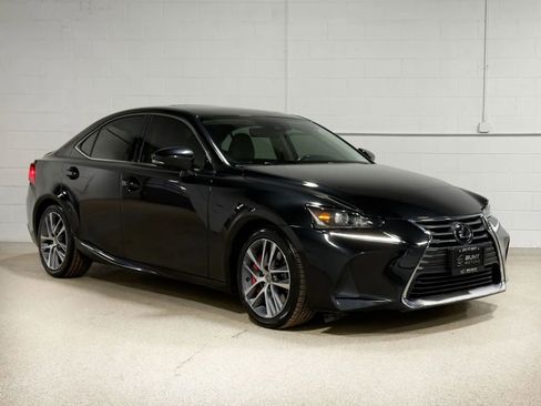 Used 2020 Lexus IS 300 AWD w/ Premium Package image 4