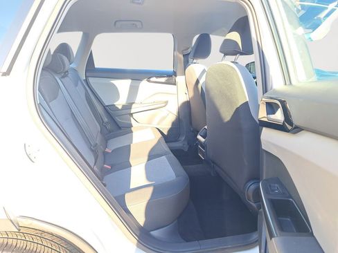 Used 2024 Volkswagen Taos S image 16