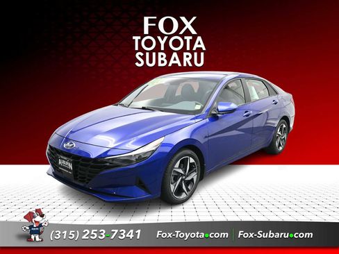 Used 2023 Hyundai Elantra SEL w/ Convenience Package FWD image 1