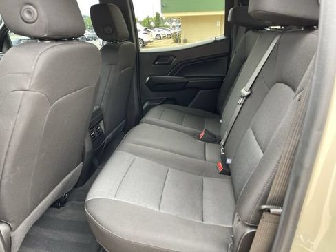Used 2024 Chevrolet Colorado Trail Boss AWD/4WD image 13
