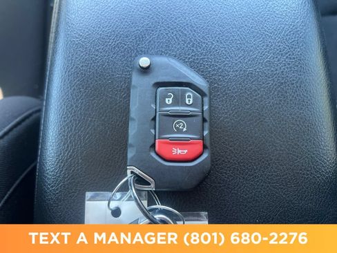 Used 2023 Jeep Wrangler Unlimited w/ Cold Weather Group AWD/4WD image 27