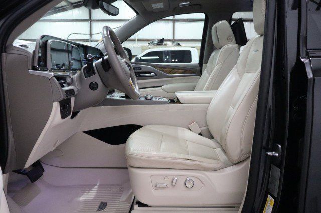 Used 2021 Cadillac Escalade Sport Platinum RWD image 6