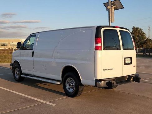 Used 2024 GMC Savana 2500 w/ Driver Convenience Package image 7