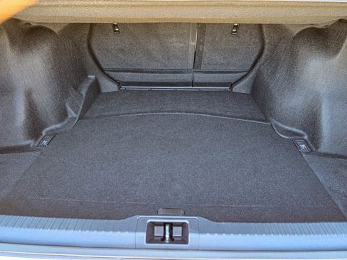 Used 2025 Lexus IS 350 F Sport w/ Navigation Package image 33